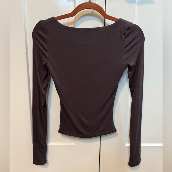 Sunday Best Lula Long Sleeve Twist Front Blouse - - Picture 3 of 4